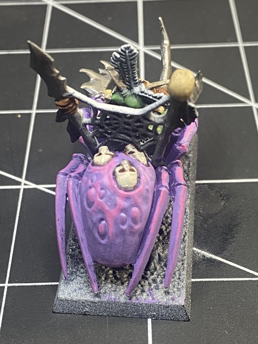 CritDmgGaming's tweet photo. Some #Wip pictures of my Spider rider boss #WarhammerCommunity #warhammerfantasy #Warhammer #Miniaturepainting liking the purple/pink spider! Still some work to do on it and the goblin itself https://t.co/Ez1ieU4P4k