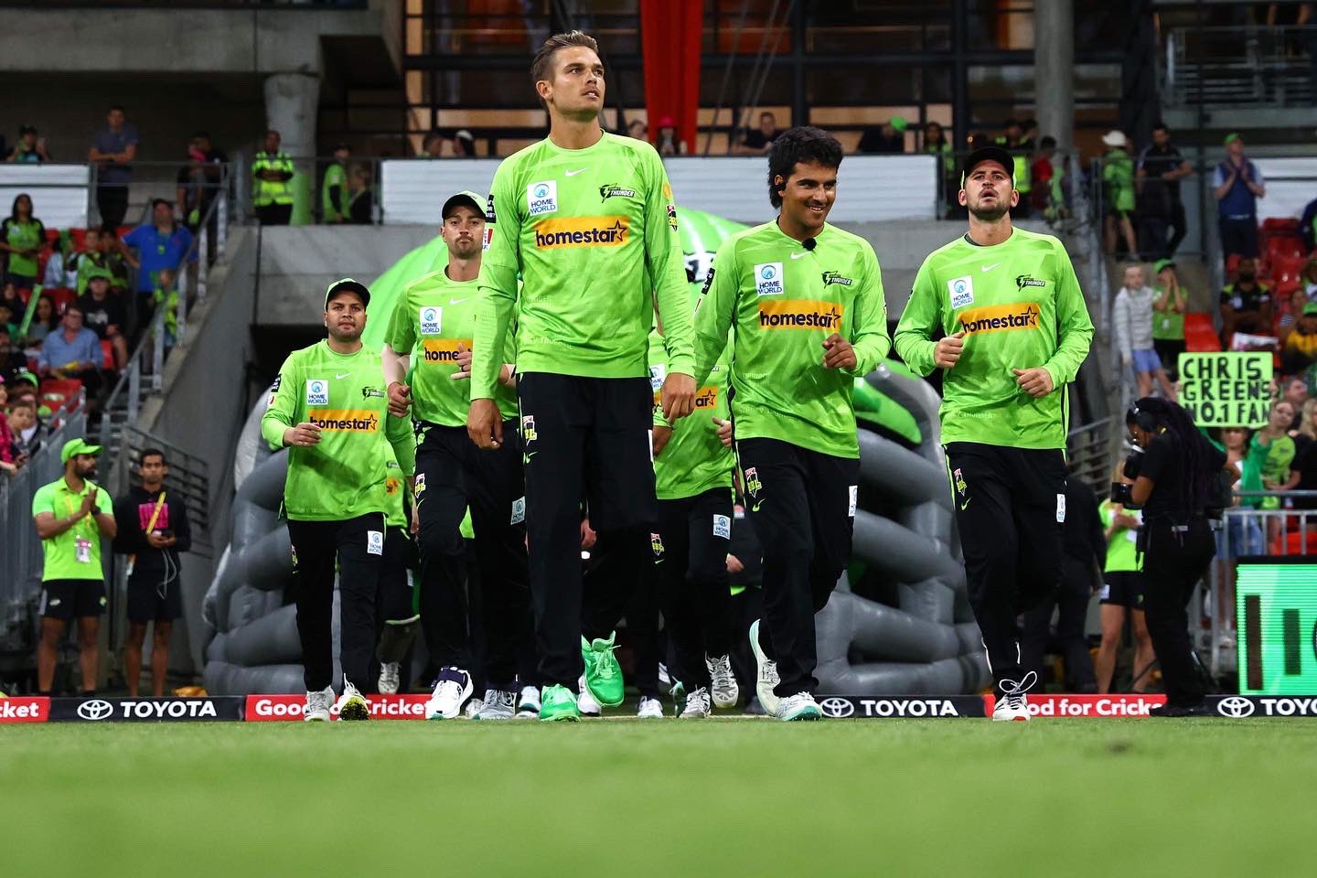 sydney-thunder-on-twitter-thank-you-to-everyone-that-came-out-to-the