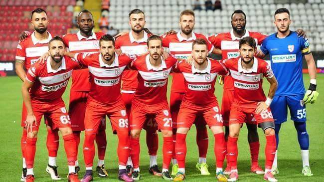 samsunsporarsiv's tweet photo. 2017-2018 Samsunspor 

Ayaktakiler: Hasan Hatipoğlu, Emmanuel John Chibuike, Abdulkerim Bardakçı, Kenan Karışık, Davy Claude Angan, Furkan Köse

Oturanlar: Çağrı Ortakay, Erkam Reşmen, Ufuk Budak, Halil İbrahim Pekşen, Ramazan Övünç

#Samsun #Samsunspor https://t.co/YcWPgd82XY
