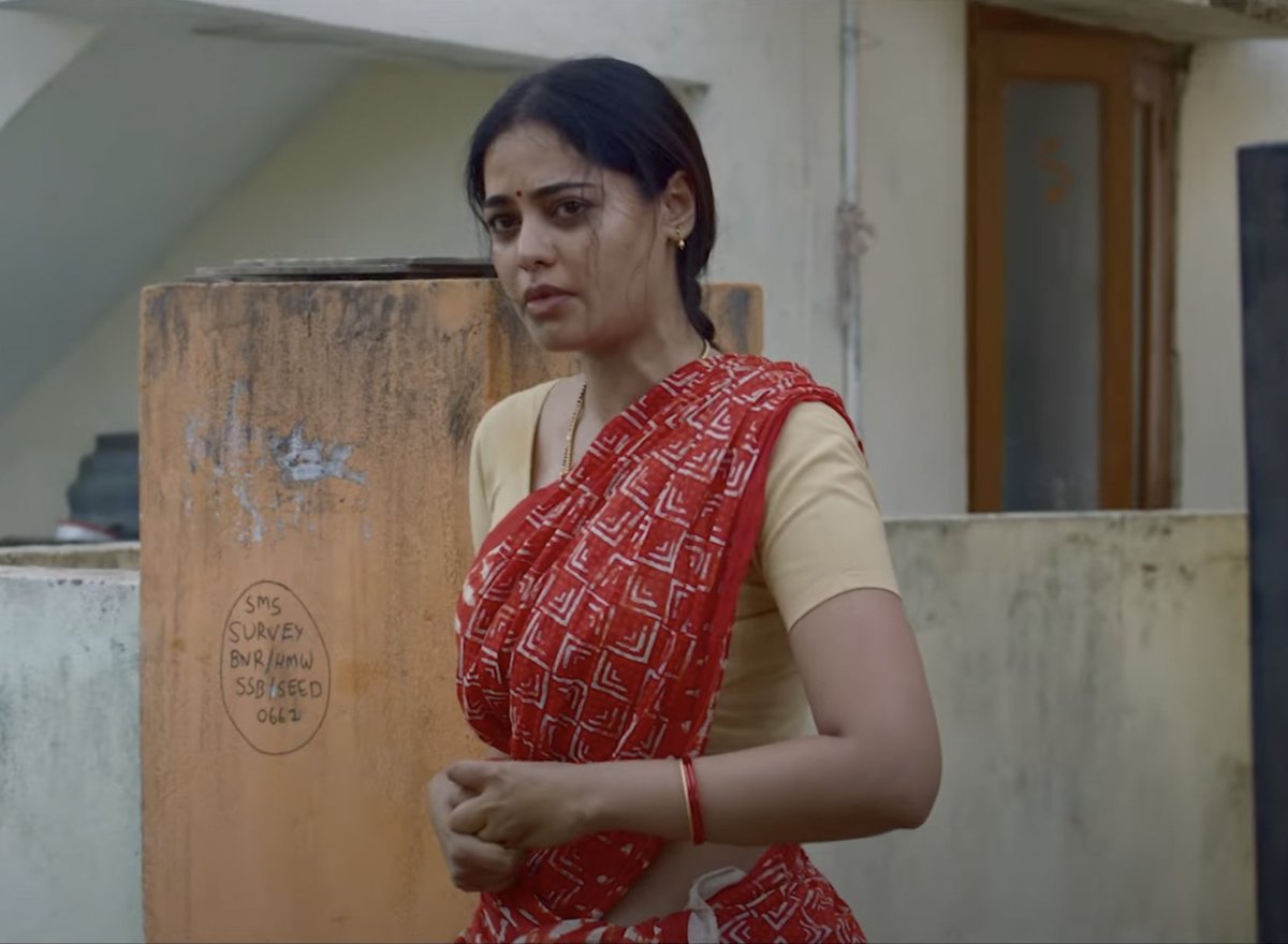 TrendsShindu's tweet photo. Few pics from the teaser
Bindu, the beautiful ❤️
@thebindumadhavi 

#BinduMadhavi https://t.co/oasvvpkAbs