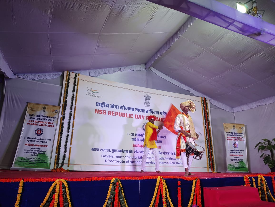 MaharashtraNSS's tweet photo. Cultural performance by Maharashtra &amp; Goa Contingent at National Republic Day Parade Camp 2023 at New Delhi.
#RepublicDayParade

@YASMinistry @_NSSIndia @ianuragthakur @pankajsinghips @NisithPramanik https://t.co/NQbHj9BMfA