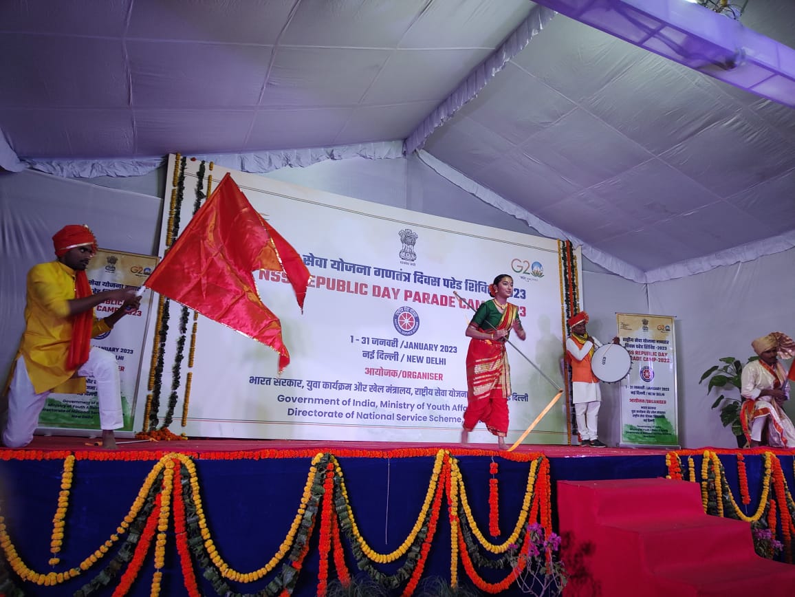 MaharashtraNSS's tweet photo. Cultural performance by Maharashtra &amp; Goa Contingent at National Republic Day Parade Camp 2023 at New Delhi.
#RepublicDayParade

@YASMinistry @_NSSIndia @ianuragthakur @pankajsinghips @NisithPramanik https://t.co/NQbHj9BMfA