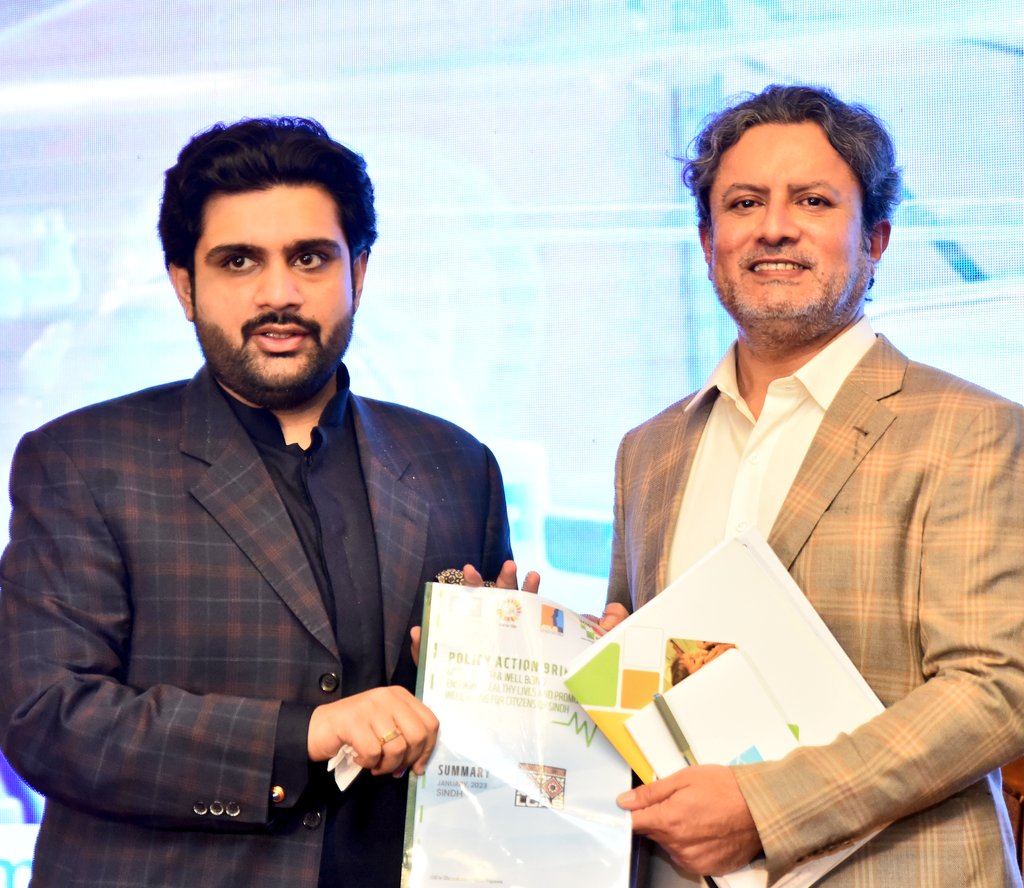 LEAD4SDGs's tweet photo. President @LCASPAKISTAN1 @SyedKumailHShah presented Policy Brief Recommendations on #SDG3 to Advisor, @SindhHealthDpt Hon. @Qasimsoomro. Hon. Advisor addressed the room with current situation of health in Sindh and Received accolades from CG Hon. @SyedNasirHShah.
#lead4sdgs https://t.co/xKfGqV9fPP