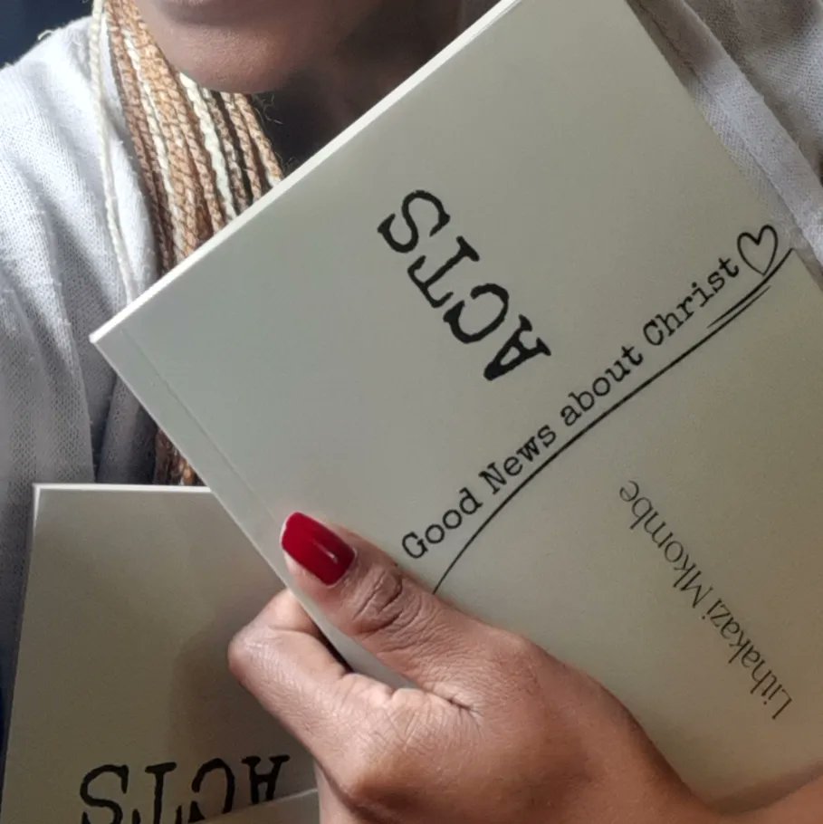 1oldnote's tweet photo. Shop for our paper back and ebook written by @lithakazimkombe online at different online book stores. Or comment or dm to order R145 a copy, R60 shipping. #WritingCommmunity #book #booktwitter #authors https://t.co/L1osIRoEfI