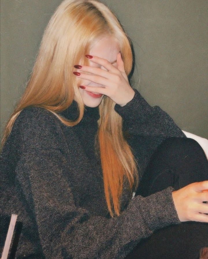 ningtyunie's tweet photo. @tyooning why would you remind me I'm already suffering as it is... https://t.co/K3js80LYbG