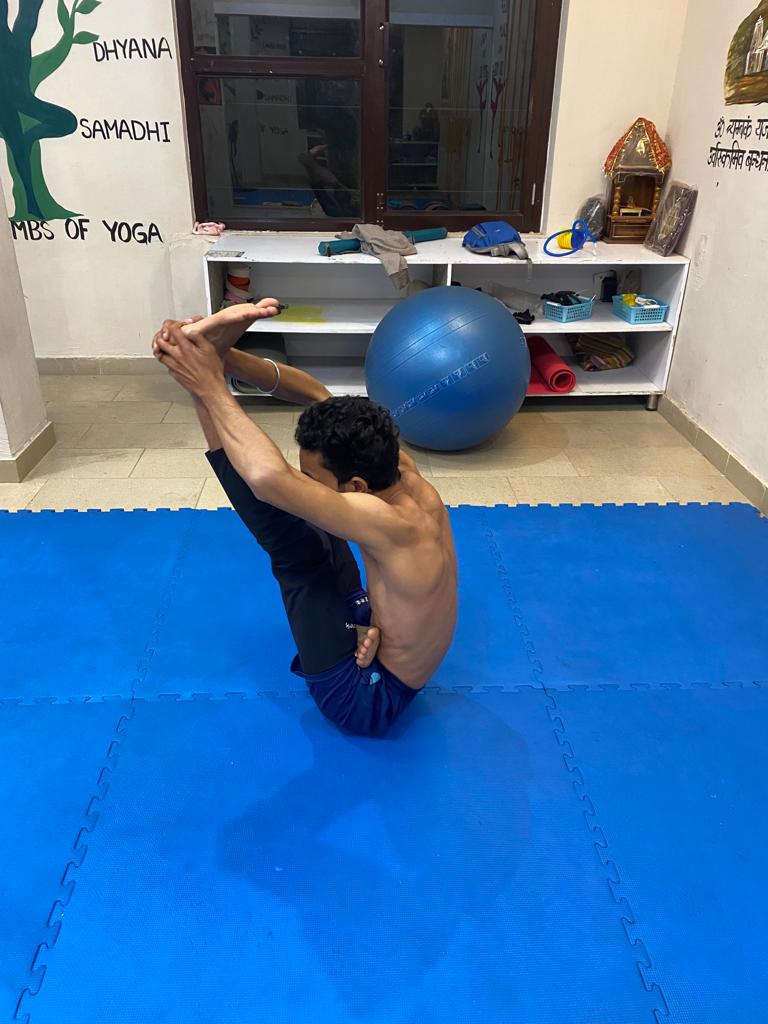 fitnessrevolve's tweet photo. “Do the best you can. ...

Do follow @fitnessrevolution007 For health and fitness trainings...

.
#yoga #viral  #fitness  #healthyfood  #fitnessphysique  #uttarakhand #happy  #yogaeverywhere https://t.co/fN7IpFXfTW