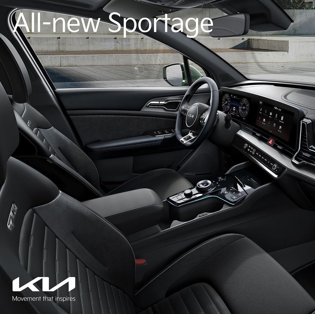 Blending leather suede seats and innovative technology, the intuitive cockpit of the all-new Kia Sportage is designed to inspire.

#MovementThatInspires #KiaSportage #harare #zimbabwe