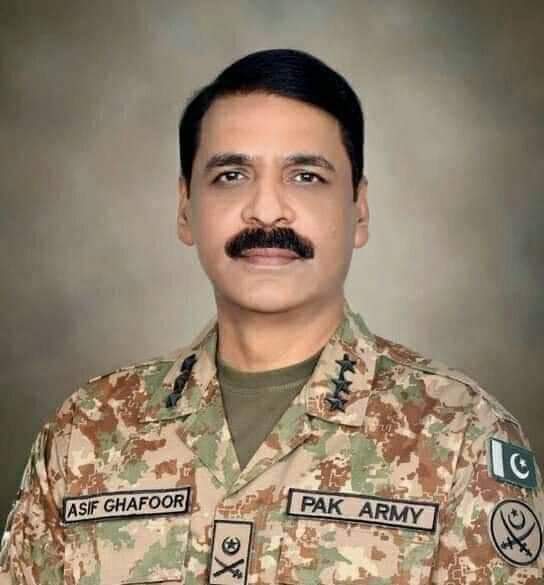 کمانڈر #بلوچستان کور لیفٹیننٹ جنرل آصف غفورکی صوبائی سیکرٹری خوراک سے ملاقات صوبہ میں آٹےکی قلت پر بات چیت
کمانڈرکا نیشنل فوڈ سیکورٹی اور پاسکو سے رابطہ قلت ختم کرنے کے لیے درکار آٹے کی پاسکو سےفوری دستیابی اورترسیل شروع
دو سےتین دن میں صوبہ سےقلت ختم ہونا شروع جاۓ گی