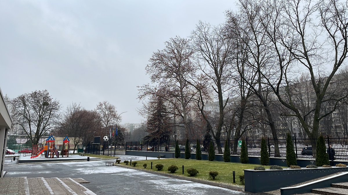 HIS_Moldova's tweet photo. "Just like that", we are back (does anyone in Moldova ๐ฒ๐ฉknow/remember Tommy Cooper?). It's cold, gloomy, grey but it was a good start back to a new year & a new semester with lots of nice events ahead planned this winter. Stay warm! #NewYear #NewSemester #SchoolReturn #Winterโ๏ธ https://t.co/Z8600zGgV2