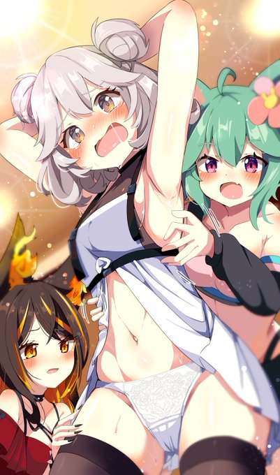 スケブ納品完了～ありがとうございましたー!
「友達が私のキャラの脇の下やお腹をくすぐるのを描いてください。」とのことだったので友人にくすぐられてる主さんな感じな絵になりますー 