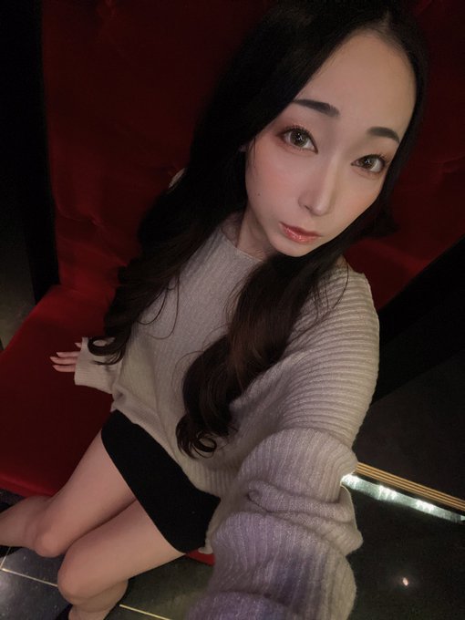 今夜(1/9)はスカート♡ https://t.co/00Ubl0vruU