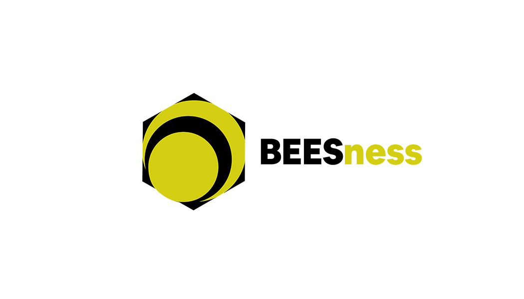 Akanevans13's tweet image. #designpractice: 
Beekeeping business
