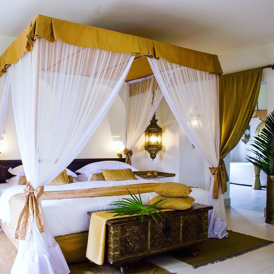 dustabsolut's tweet photo. Honeymoon Hotel Potential 🥰 - Zanzibar

Experience warm, genuine Swahili hospitality while sipping a freshly cut coconut from waving palm trees.

#zanzibar #swahili #pureluxury #safetravels #luxurytravel #traveltanzania 
#thezanzibarcollection #beachfrontelegance #pureluxury https://t.co/lyMwi7Nfqd