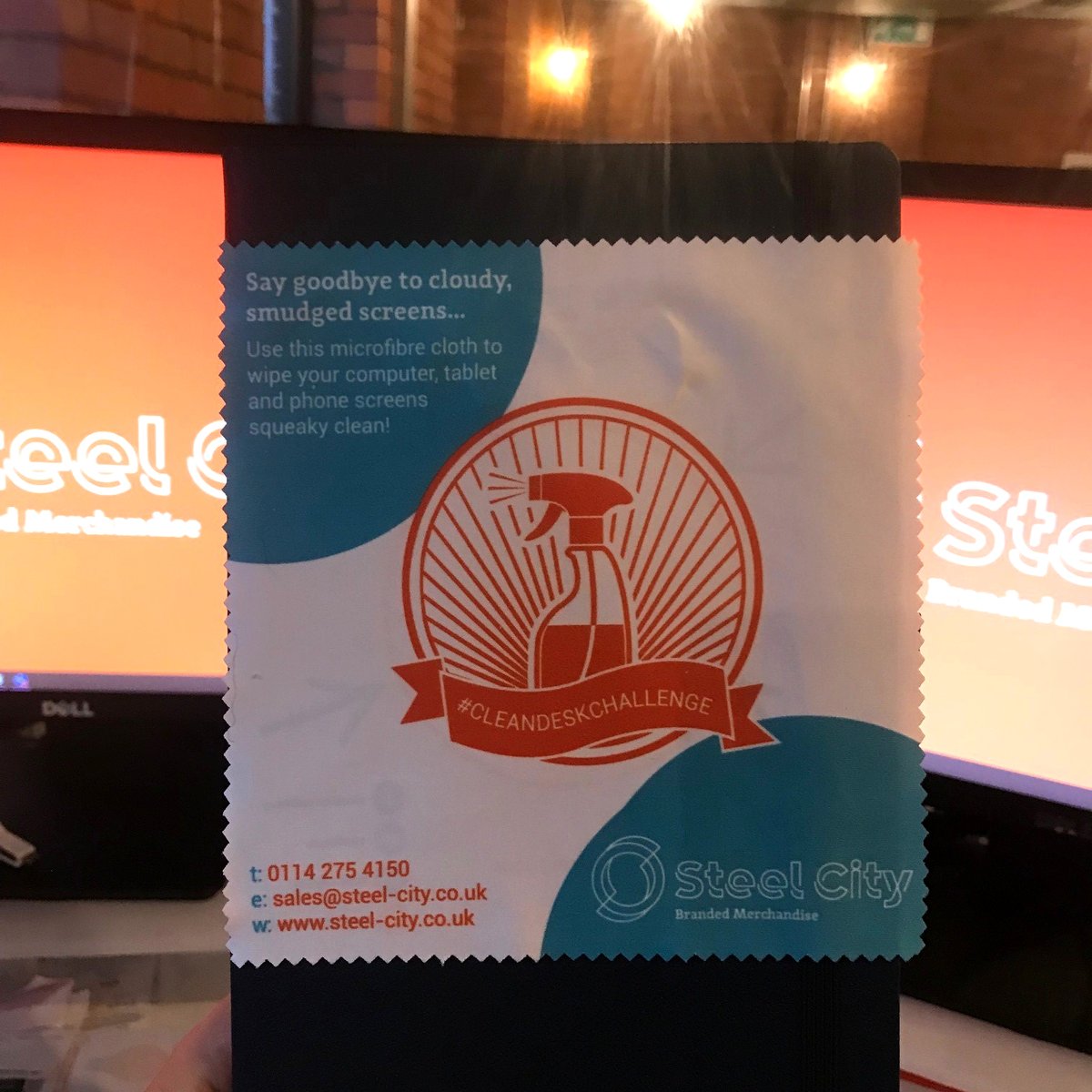 steelcitym's tweet photo. π· With so many colds and bugs around now, it could be an excellent time to make your desk nice and clean!!
πͺ Does anyone remember our #Cleandeskchallenge using branded screen cloths back in 2018?!
#CleanOffYourDeskDay #promotionalgifts #mondaymotivation #sheffieldbusiness https://t.co/a4aFHdIMjE