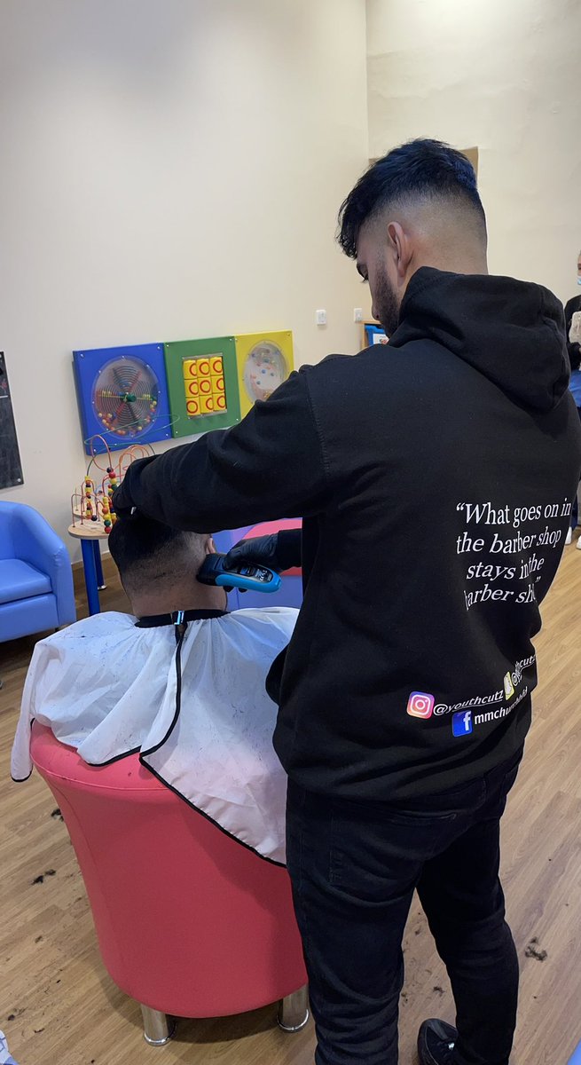 It was a pleasure to provide essential services to patients at Lynfield Mount Hospital. A positive discussion with the client &amp; signposted for further provisions &amp; opportunities in the local community.  #MentalHealthMatters 
#mentalhealthsupport #GMB #wellbeinghaircuts