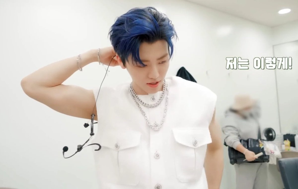 the813Degrees's tweet photo. เค้าแกล้งเราแล้วทุกคน มุง ㅠㅠㅠㅠㅠㅠ https://t.co/auhhZNON9J