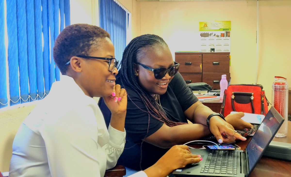 NmpEswatini's tweet photo. "If laughter cannot solve your problems, it will definitely dissolve your problems;so that you can think clearly what to do about them"
Dr.Madan kataria
#healthandhumor
#MondayMotivation
#zeromalariastartswithme
#nationalmalariaprogramme https://t.co/8Punr0m7J9
