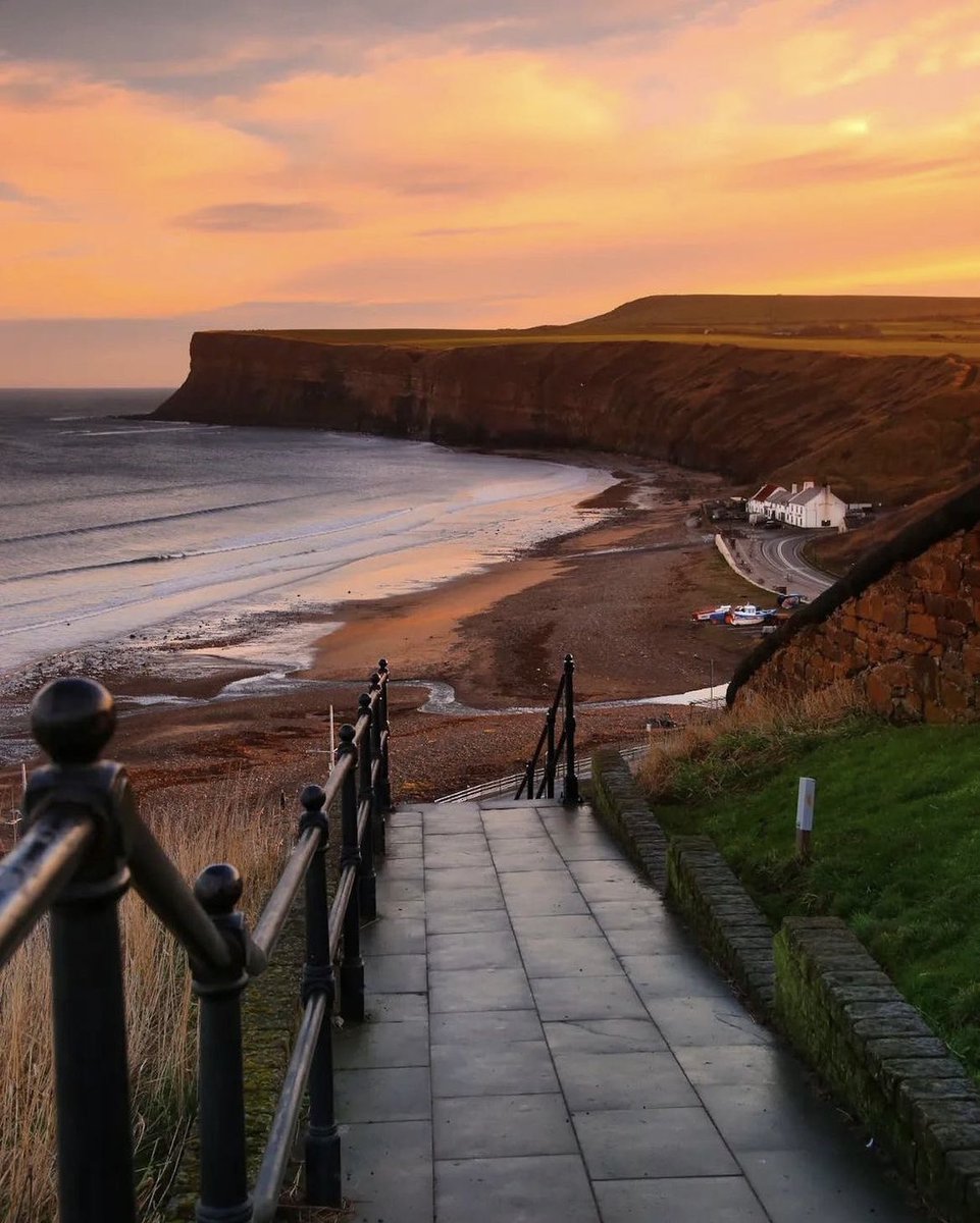 A flashback to warmer times at Saltburn captured by IG yorkshire_brew 🌞

#IndependentTeesside #Teesside #SaltburnByTheSea