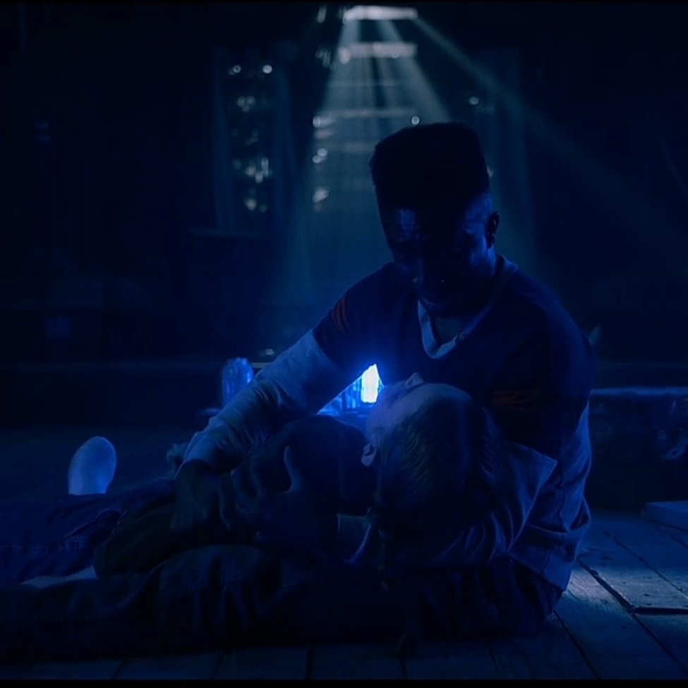 4fterqlows's tweet photo. " sobbing with your head in your hands, ain't that the way shit always ends? " -maroon https://t.co/Odxdy1hNqo