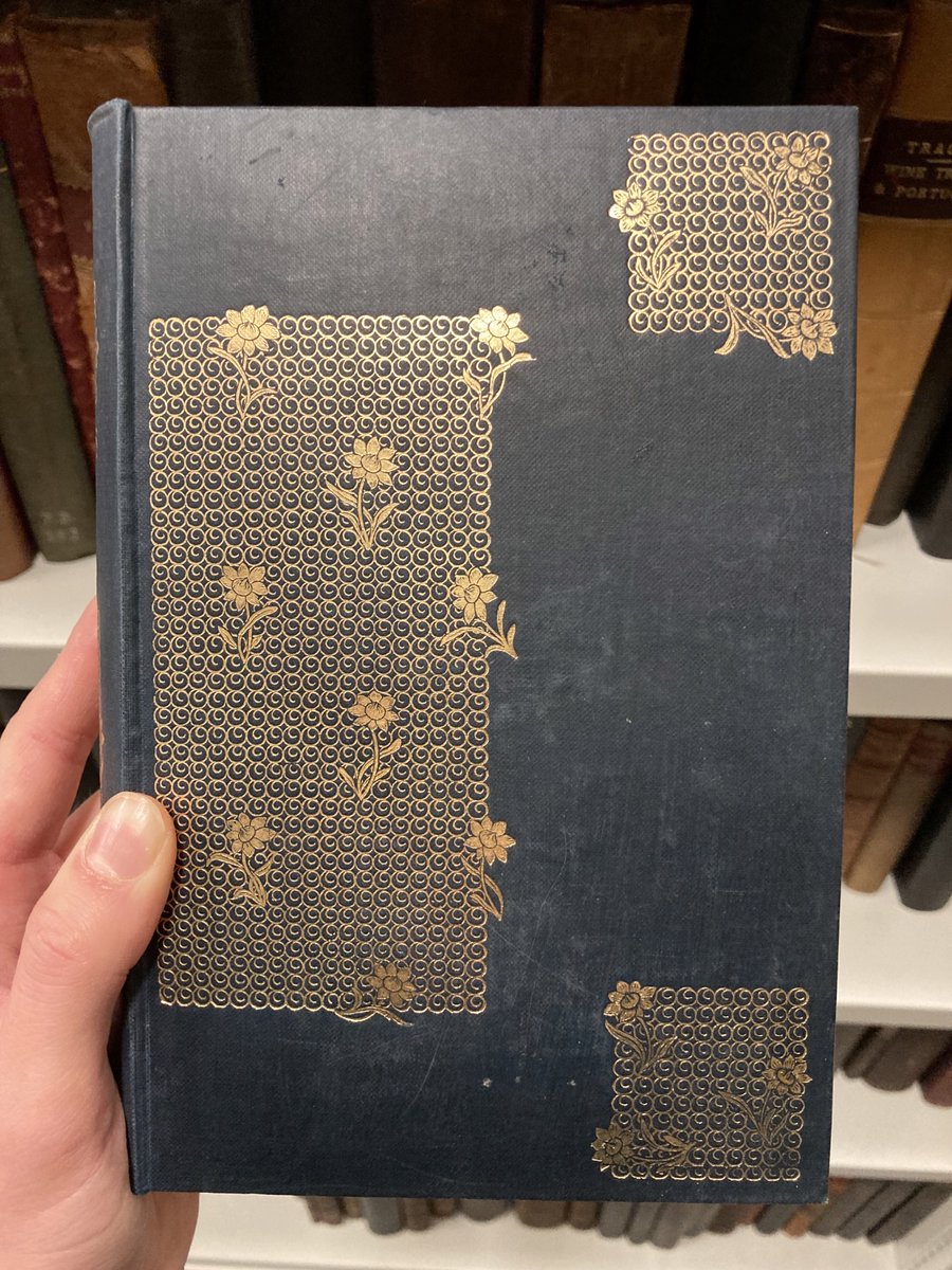 UniRdg_SpecColl's tweet photo. A recent cataloguing discovery to share with you all, these 1897 editions of Dante Gabriel Rossetti's Works were designed by Rossetti himself. The elegant gilt fret-work with ornamental flowers possibly alludes to the clasps of medieval incunabula [FINZI BOOK ROOM-SHELF 16E/10] https://t.co/T8g0CgTneq