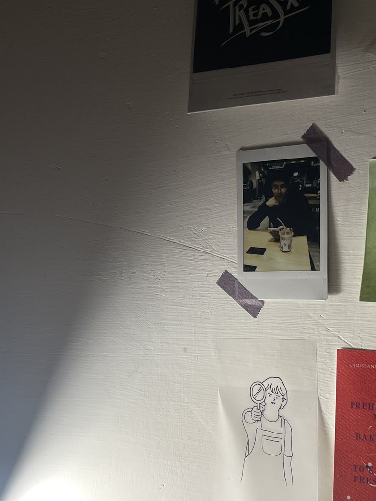 studwithlea's tweet image. 🪄 O9 / O1 — I've finished all my homework so I can relax more while preparing for my drama project