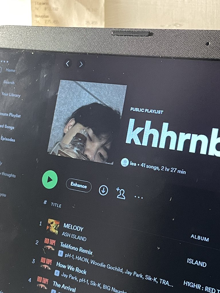 studwithlea's tweet image. 🪄 O9 / O1 — I've finished all my homework so I can relax more while preparing for my drama project