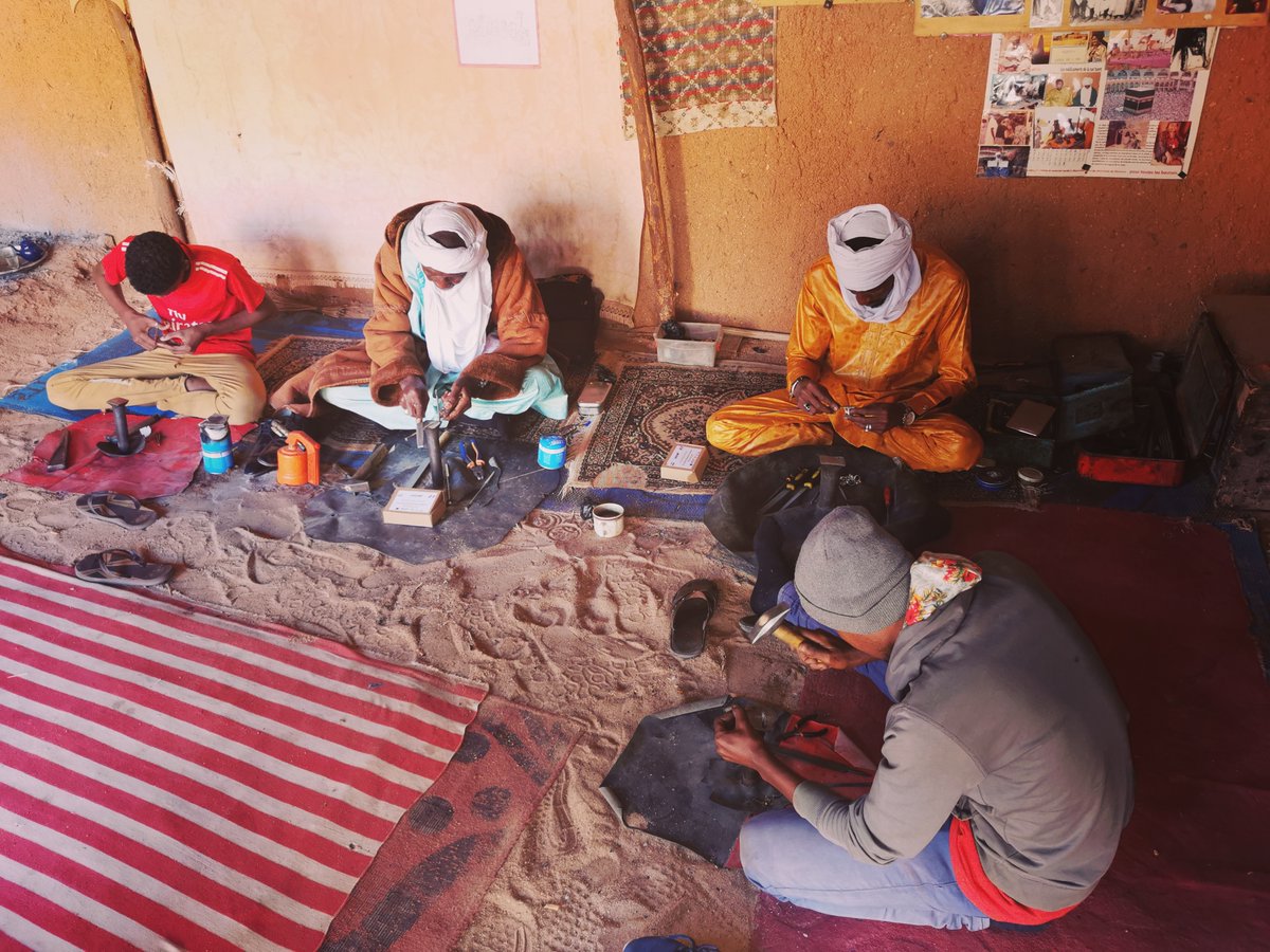 niger_digital's tweet photo. Les artisans du projet #Agadart ont décidé de placer l'année #2023 sous le signe du partage! En effet, ils prennent en charge 20 #jeunes vulnérables dont des migrants installés à #Agadez pour leur apprendre un nouveau métier durant 2 mois. @OIM_Niger @AICSBurkina @aics_it @Cipmen https://t.co/RFuVbXNJgX