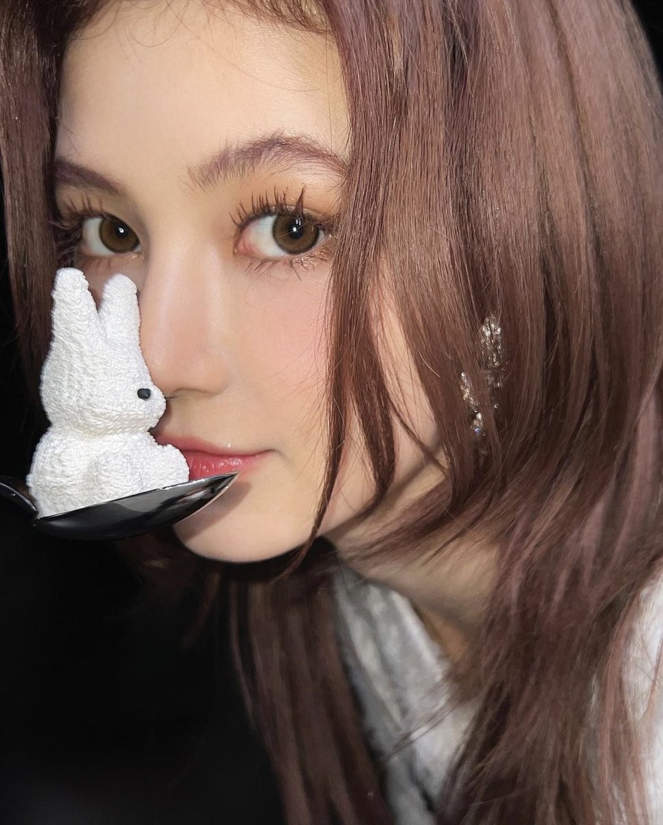 lovablDea's tweet photo. 230109 #뉴진스 공식 인스타 https://t.co/CGQ5aObvzR