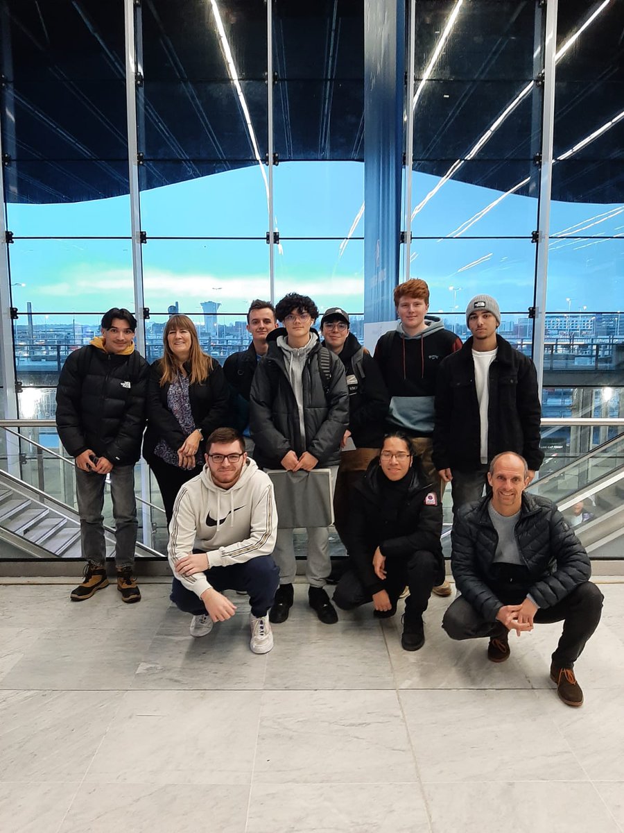 lycee_sud's tweet photo. C'est parti pour une PFMP de 3 semaines au Danemark.
8 élèves de Terminale Bac Pro vont pouvoir profiter de cette expérience inoubliable.
@ABisagni @AcBordeaux @SRAFPICABDX @DareicBordeaux @RANouvAquitaine @gironde @DsdenGironde https://t.co/hduYZ8Iucu