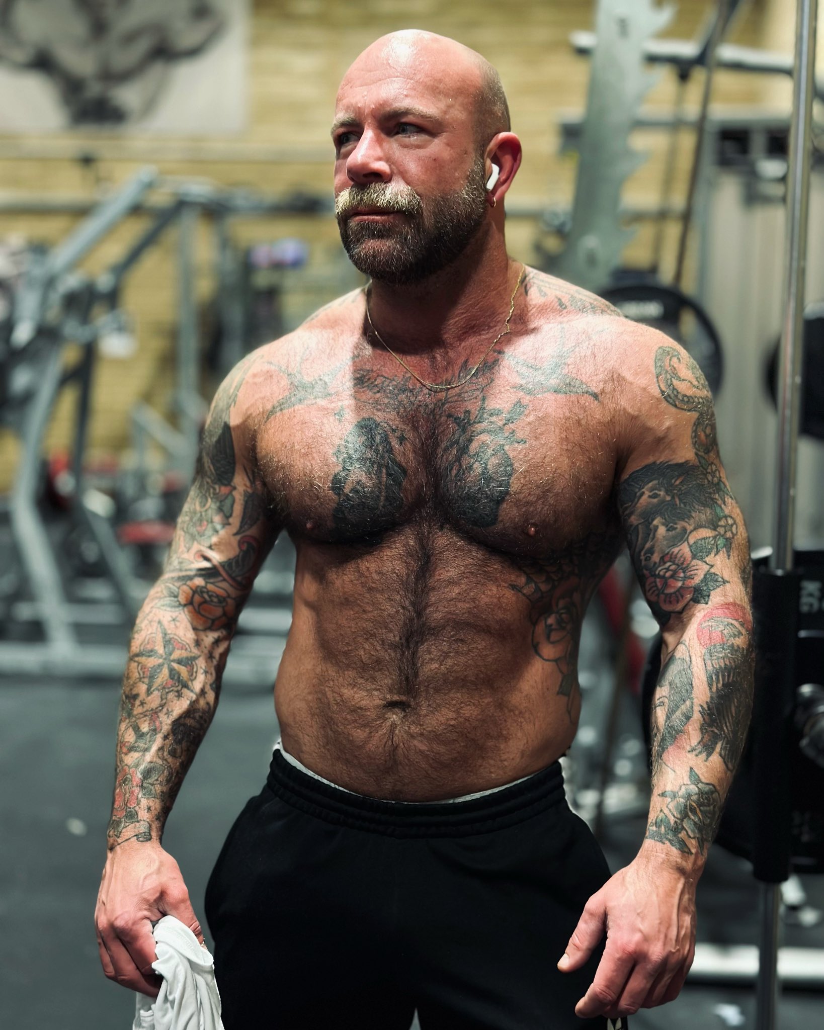 Dickie James on Twitter: "Good morning 😘 https://t.co/9FwolHZut7" / Twitter