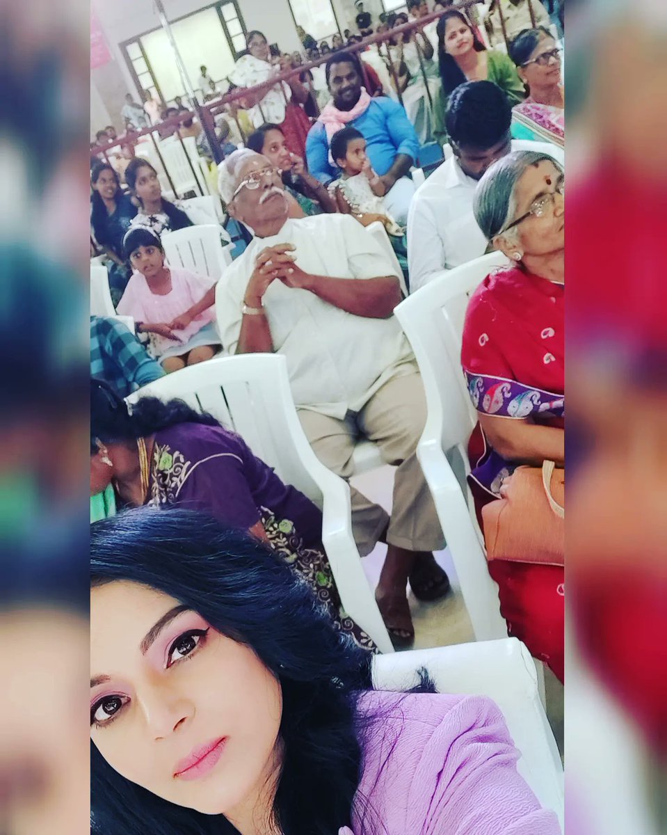 ungalsanam's tweet photo. Thanks for the love SALEM π
#busiestweekever #eventstyling #shinyfascino #lavenderlove #jenitabhaskar #loveyousalem π https://t.co/NRCVhWf4jS