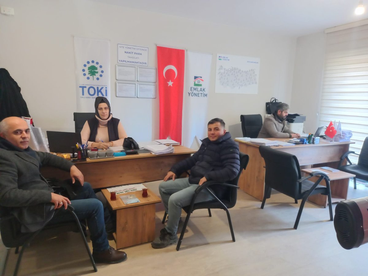 tokiesenler4's tweet photo. Daha güvenli alanlar için Kamera sistemleri montajı öncesi son istişareler... https://t.co/8FWbnMbtUd