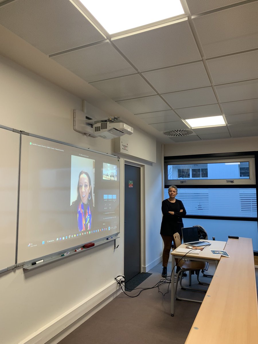 FrederiqueMS's tweet photo. I begin a new week with Tourism students @ExceliaGroup @CreativTourism #CarolineCouret @evenements_lr  to create new experiences, new  narratives for @AggloLR @NicoMartinLaRo #CarolineCouret #AnneChristineMartinot https://t.co/KhB9t06ZcY