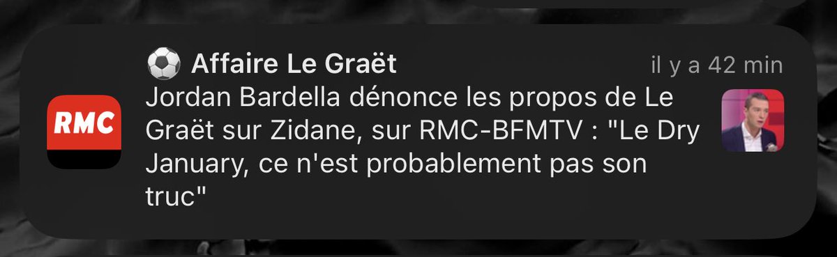 AliBeyOM's tweet photo. Probablement la meilleure réaction à la bêtise de la personne qui se présente comme président de la FFF https://t.co/JYquaXpPpk