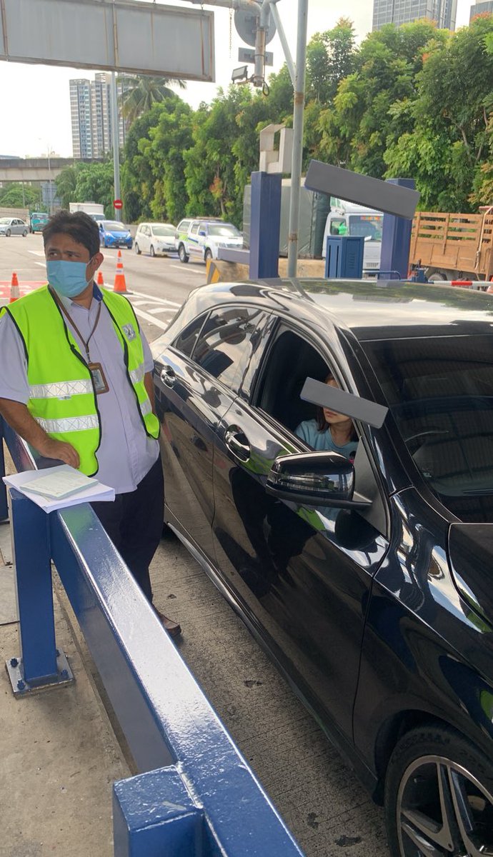 AKLEHtrafik's tweet photo. 45 kali terlepas bayar tol, jumlah tunggakan RM275.65 telah dilangsaikan serta-merta 👀 #kantoi https://t.co/rk3SXrqHSE