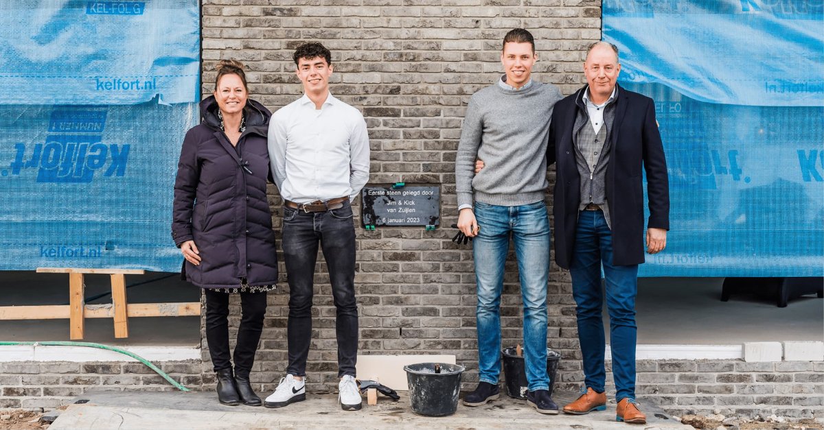 Last Friday, January 6th, a ceremony was held to mark the laying of the first stone for our new building. It was a momentous occasion for all of us at H2M,  We were honored to have Edwin van Zuijlen, his sons Jim and Kick, join us in laying this first stone.#newbuilding #H2M