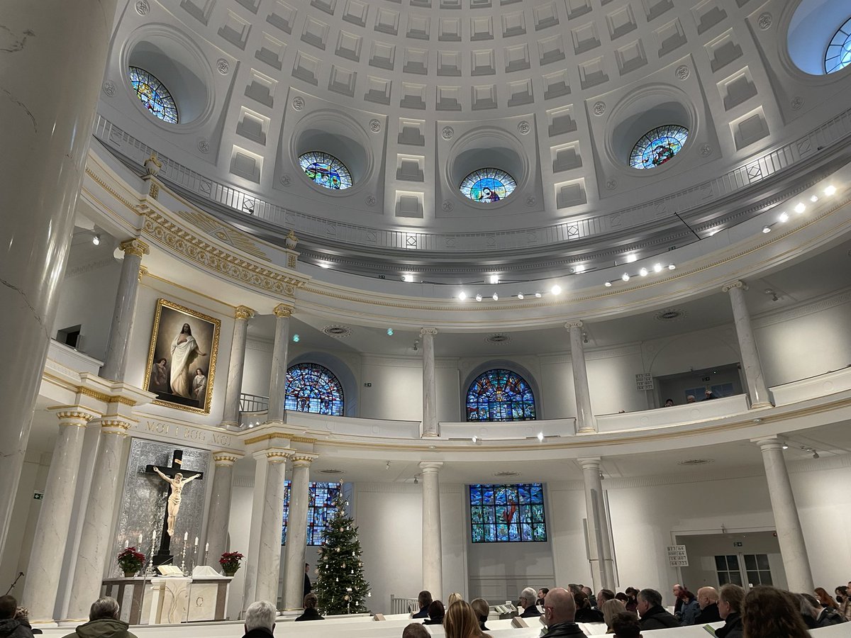 W związku z przygotowaniami do <a href="/lwfassembly/">lwfassembly</a> w Polsce przebywają dziennikarze z Niemiec, którzy wezmą udział w spotkaniu <a href="/DNKLWB/">DNK/LWB</a> w Krakowie. Podczas pobytu Warszawie zapoznali się z działaniami Diakonii Polskiej, <a href="/luteranie/">Luteranie</a>. Fundacji LWF oraz @TrojcaLuteranie na rzecz uchodzców.