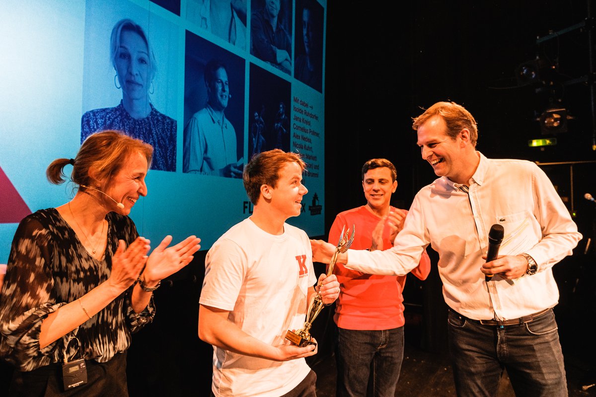 Reporter Slam tweet media