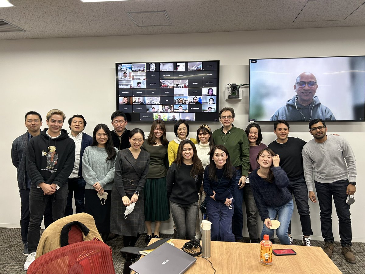 timoth3y's tweet photo. Great to see all the #jmec teams creating bones innovation in Japan. https://t.co/6ZtzzTd7H9
