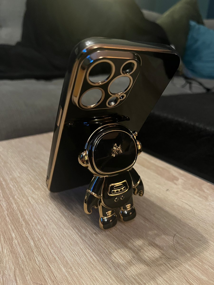 #RBOTs iPhone case.
#NFTs on your mobile.