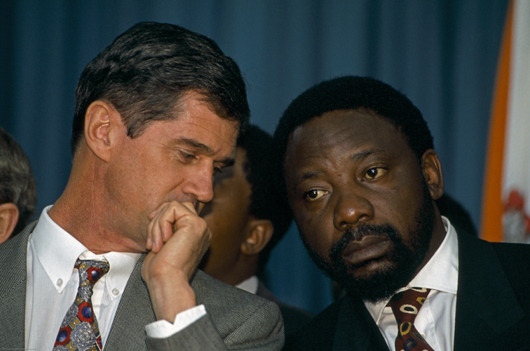 Koos de la Rey tweet media