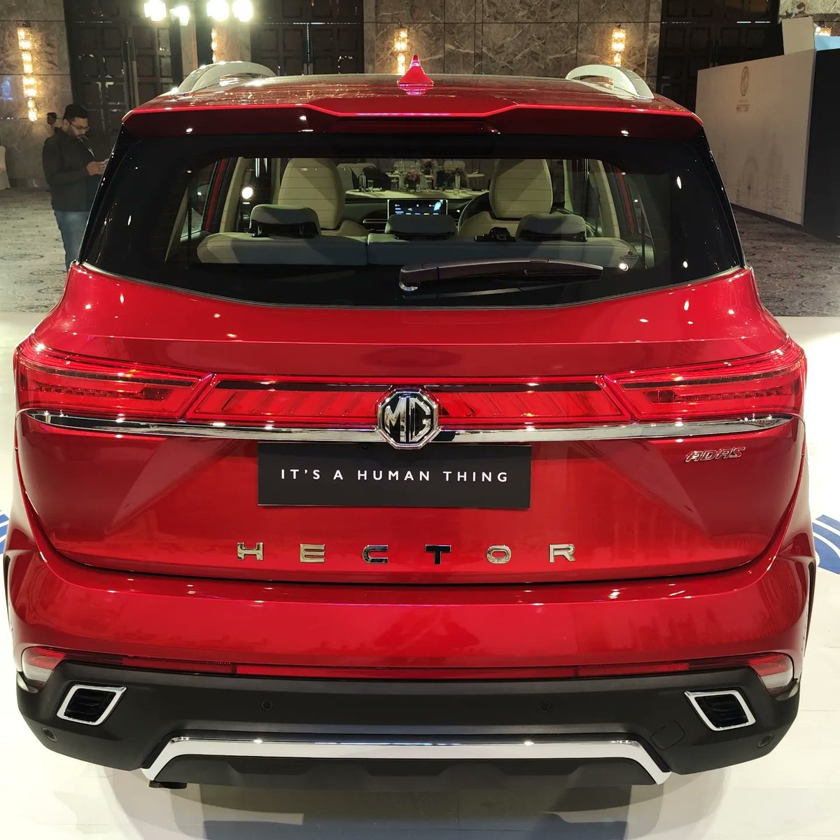 techbharat's tweet photo. This is the all new MG Hector 2023 SUV
@MGMotorIn
#mghector #mg #mghector2023 #suv #techbharat #mghector #hectorcvt #suvsofinstagram #hectorlovers #loveforsuvs #mghectorcvt #suv #turnindicator #led #newmghector #hectorfacelift #2023hector https://t.co/akVS8x3j3g