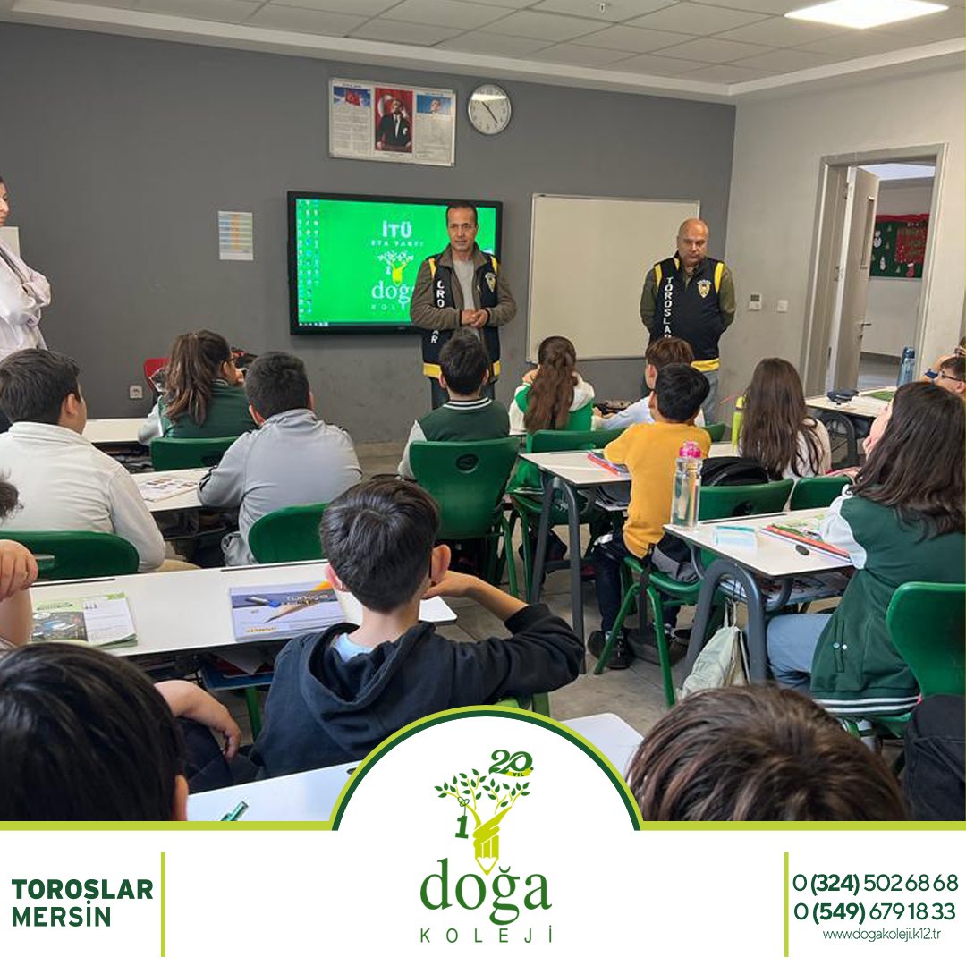 DogaToroslar's tweet photo. Mersin İlçe Emniyet Müdürlüğü tarafından öğrencilerimize Akran Zorbalığı ve Siber Suç konularında verilen seminerimizden kareler. 
İş birliğinden dolayı Mersin İlçe Emniyet müdürlüğünde görevli memurlarımıza teşekkür ederiz. https://t.co/m1oBm4PCkC