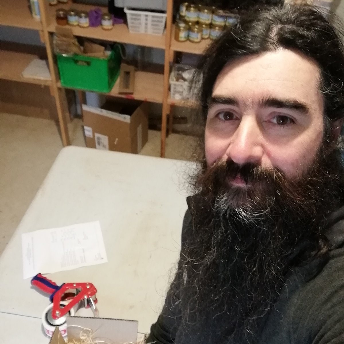 BLacourcelle's tweet photo. Préparation des colis
Ici pas de centrale logistique, c'est moi qui fait tout 😜 https://t.co/cmjy8MQugY