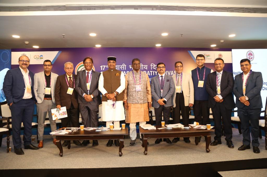 federation_m's tweet photo. On the day of Pravasi Bharatiya (NRI) Celebration organized by the Government of Madhya Pradesh at Indore – 08th Januray 2023. Dr Radha Sharan Goswami, President – FMPCCI #drrsgoswami #FMPCCI #VishwasSarang #ShivrajSinghChouhan #PravasiBhartiyaDivas2023 #mpmsme #mpsidc #mpayush https://t.co/VRhL1ya48z