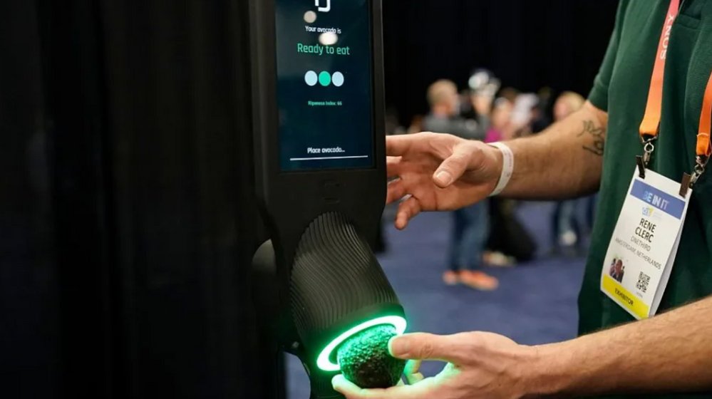 fpcfreshtalk's tweet photo. These start-ups are using technology to help reduce global food waste: https://t.co/XEPBVvikHD #Freshtalk #Foodwaste #agritech #CES2023 https://t.co/JOKA6uJtb5