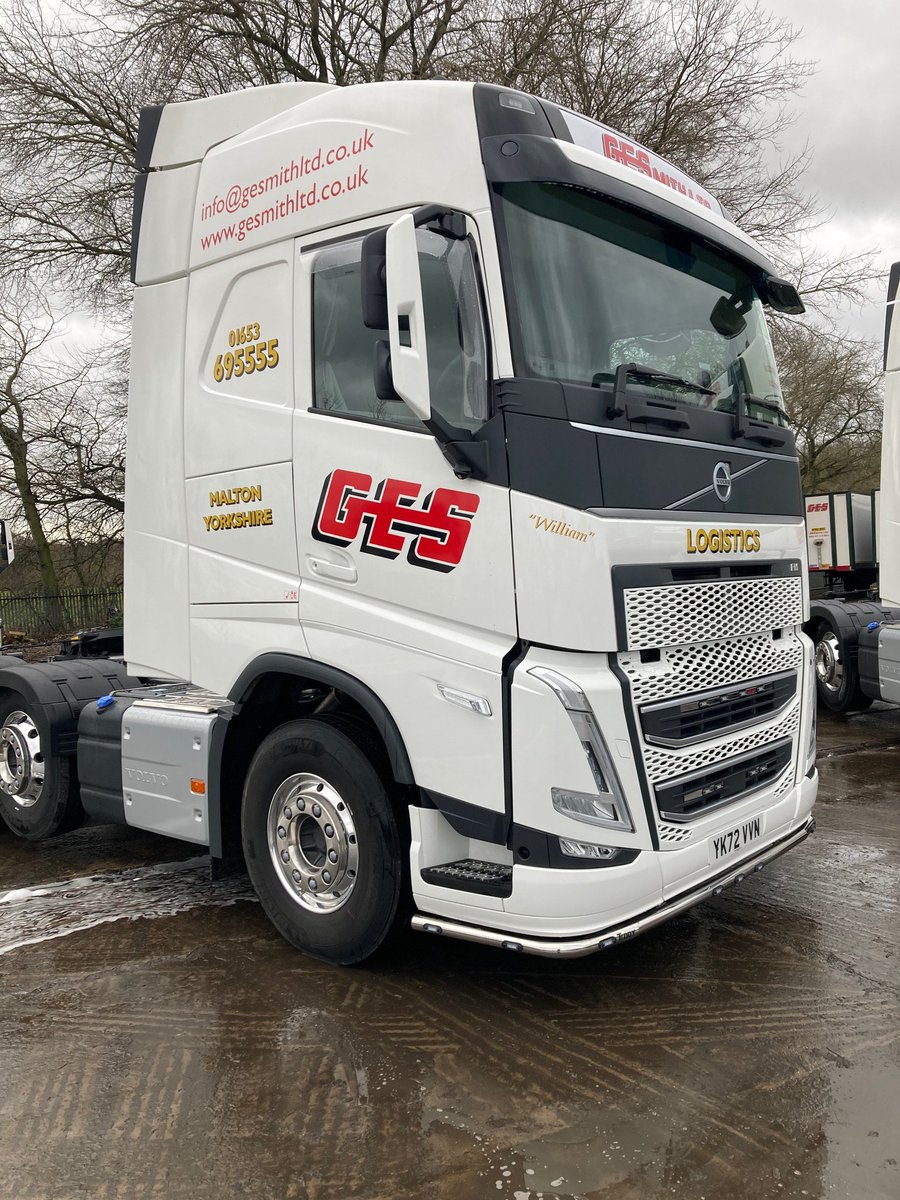 CrossroadsTruck's tweet photo. "We are delighted to add the two new Volvo FHs to our 17 strong fleet. We chose Volvo again because we know it's an excellent product and most importantly has a reliable backup service".
Thanks to the team at G E Smith Ltd for choosing Crossroads.
#volvotrucks #volvo #gesmith https://t.co/vgJvDNFkil