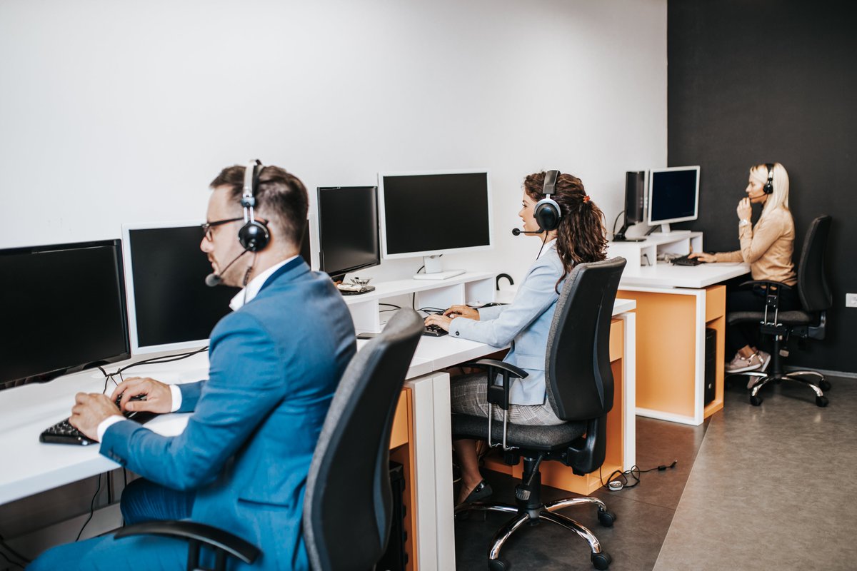 MaximumNetworks's tweet photo. π» REMOTE IT SUPPORT HELPDESK π»
We provide UK-based round-the-clock remote IT support & helpdesk services for your business, at an affordable cost and anywhere in the world.
Call our team today!
π±: 0330 102 7444
#itsupportlondon #itsupportwestmidlands #itsupportuk #itsupport https://t.co/yYnnmJ5OUn