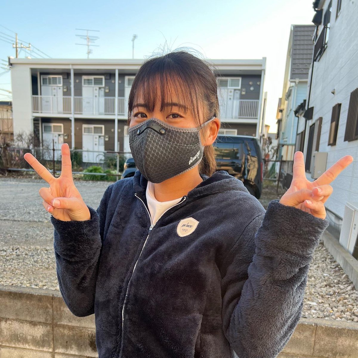 misakinonichijo's tweet photo. 進化し続ける"blueeq”のマスク‼️

新機能！！ノーズクリップ！！🖇

今までのマスクよりも『フィット感』が強いです‼️
鼻にピタッ！とする感じがとても良いです😃

＜私が使用しているマスクの詳細＞
⁂製品名⁂
"ATHLETE FACE MASK NOSE CLIPPED"

⁂カラー⁂
"グレー"

⁂サイズ⁂
"Mサイズ" https://t.co/z4ASFD96c2