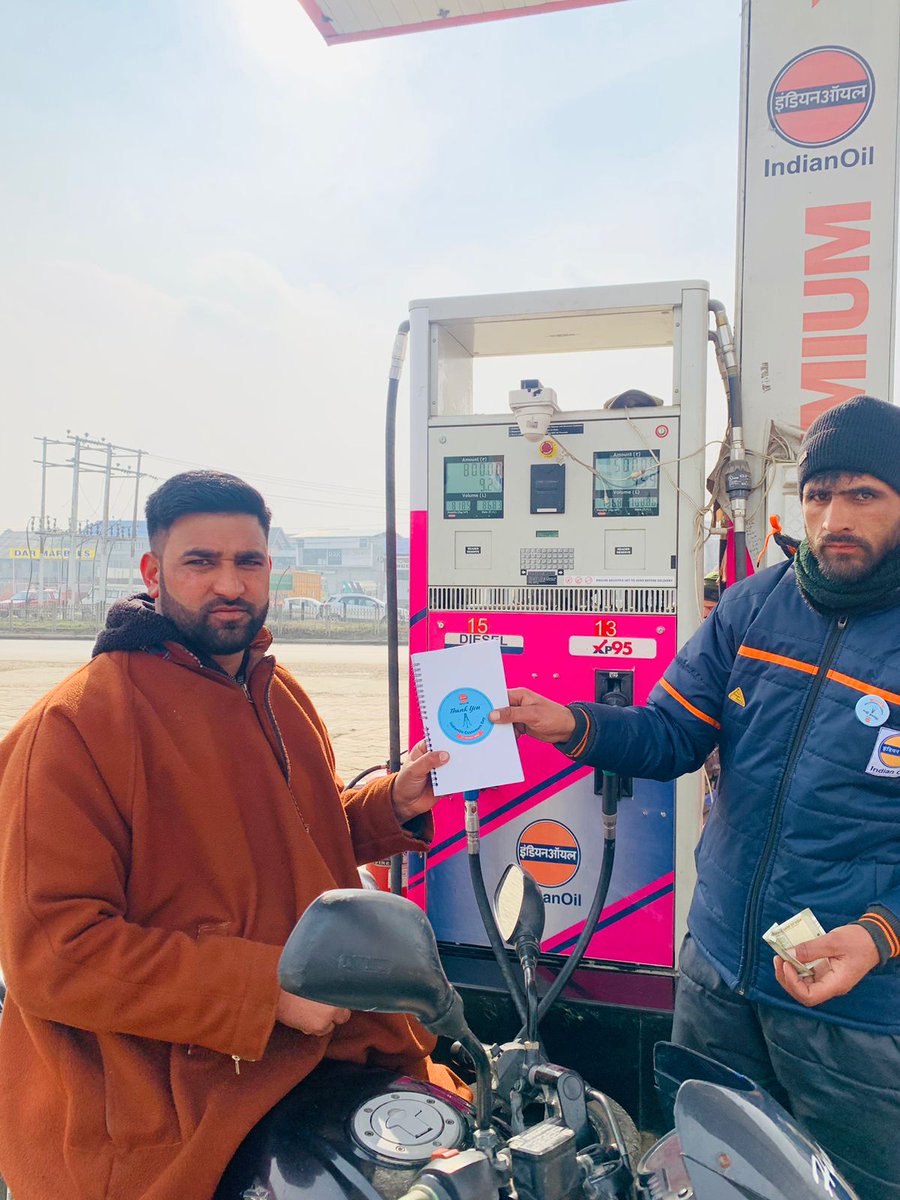 ioclpunjab's tweet photo. Customer’s day celebrated at M/S Little Sons &amp; Co.,Srinagar @ioclpunjab.  To thank our prestigious customer, Cups and Diaries were distributed as a token of Thanks. Also, Lucky Draw by Customers on a recently concluded scheme was held.
#IndianOilcl 
#IndianOilCustomersDay https://t.co/hgWX9Tjk6y